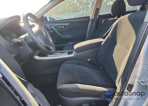 2013 Nissan Altima 2.5 from USA, damaged, VIN 1N4AL3AP0DC181670